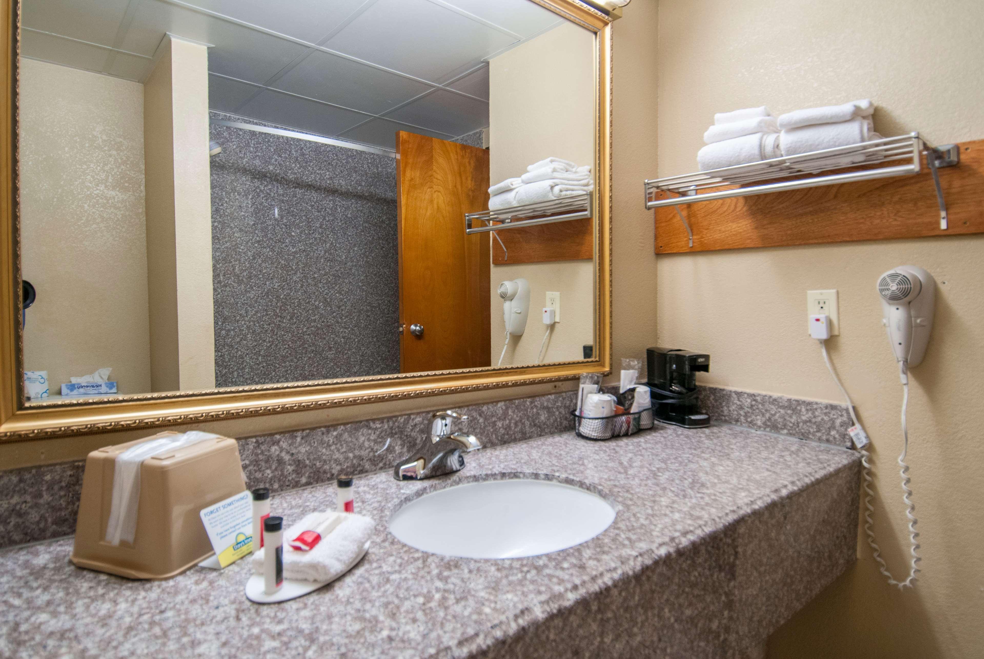Days Inn By Wyndham Pauls Valley Eksteriør billede